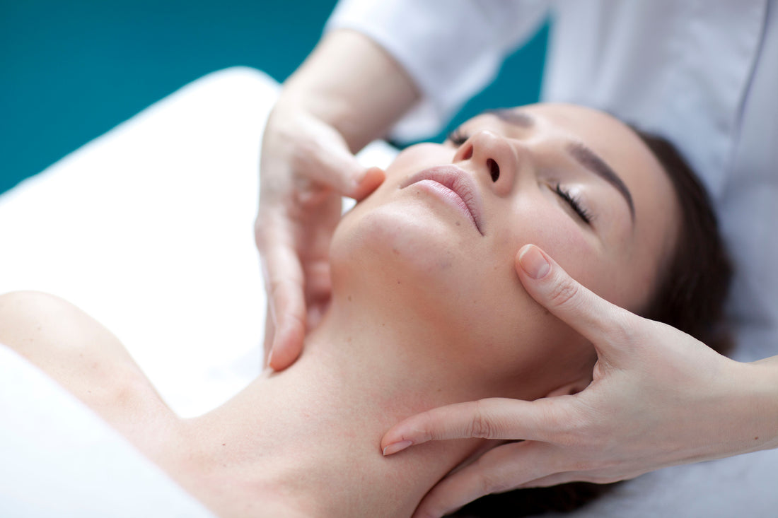 How Lymphatic Drainage Massages Can Help Reduce Inflammation & Improve Skin Health